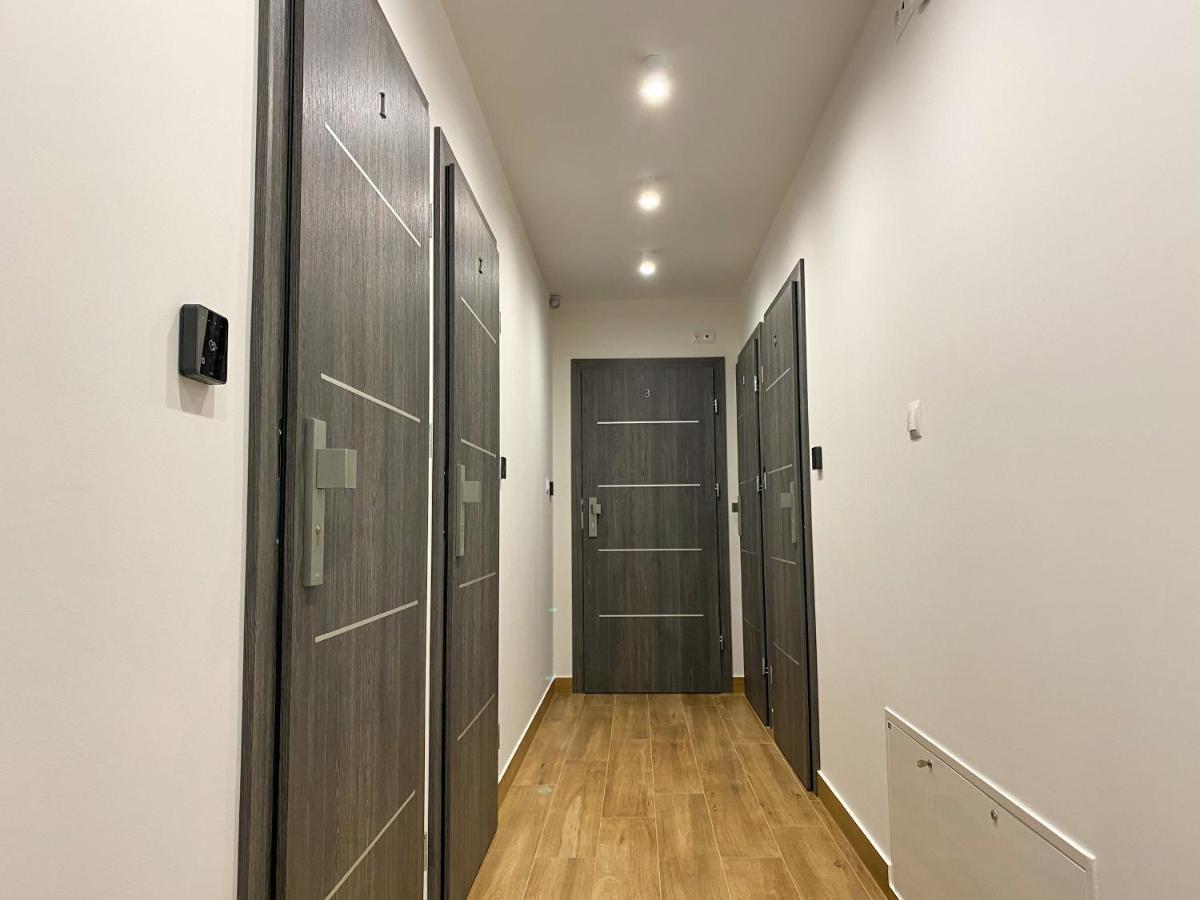 Pod Czworka Hotel Рева Екстериор снимка