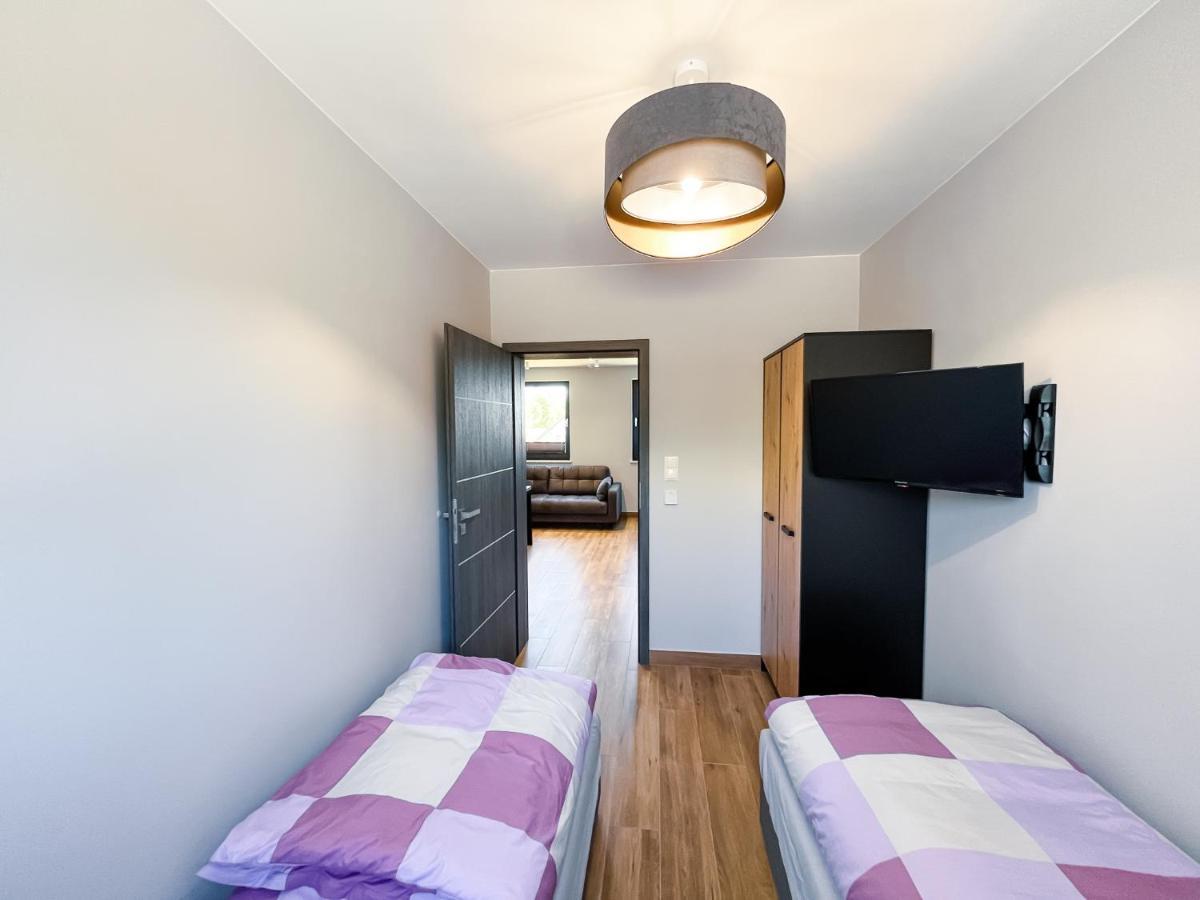 Pod Czworka Hotel Рева Екстериор снимка
