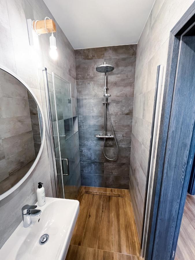 Pod Czworka Hotel Рева Екстериор снимка